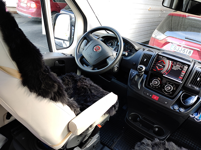 vuokraa matkailuauto matkailuautolla.fi